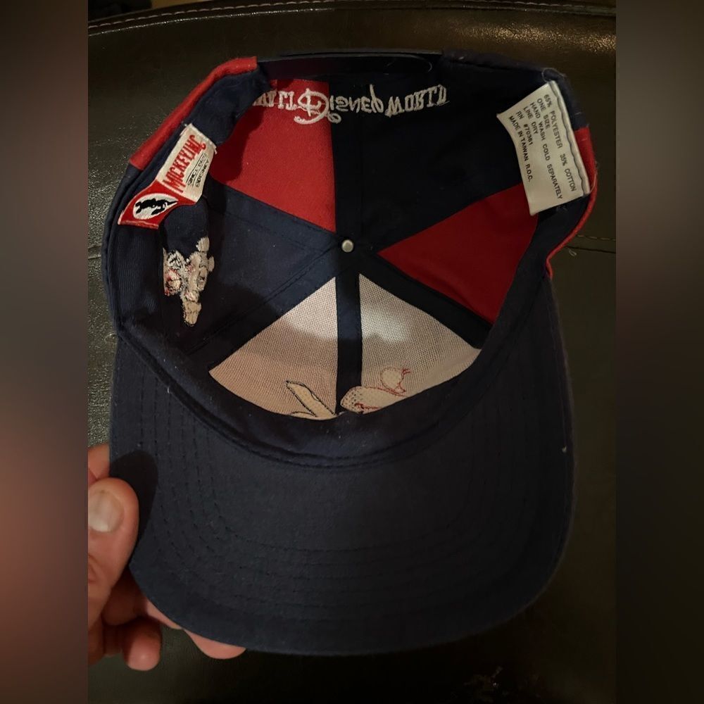 Vintage 1996 Walt Disney World Mickey Mouse Colorblock Snapback Hat - Picture 7 of 7